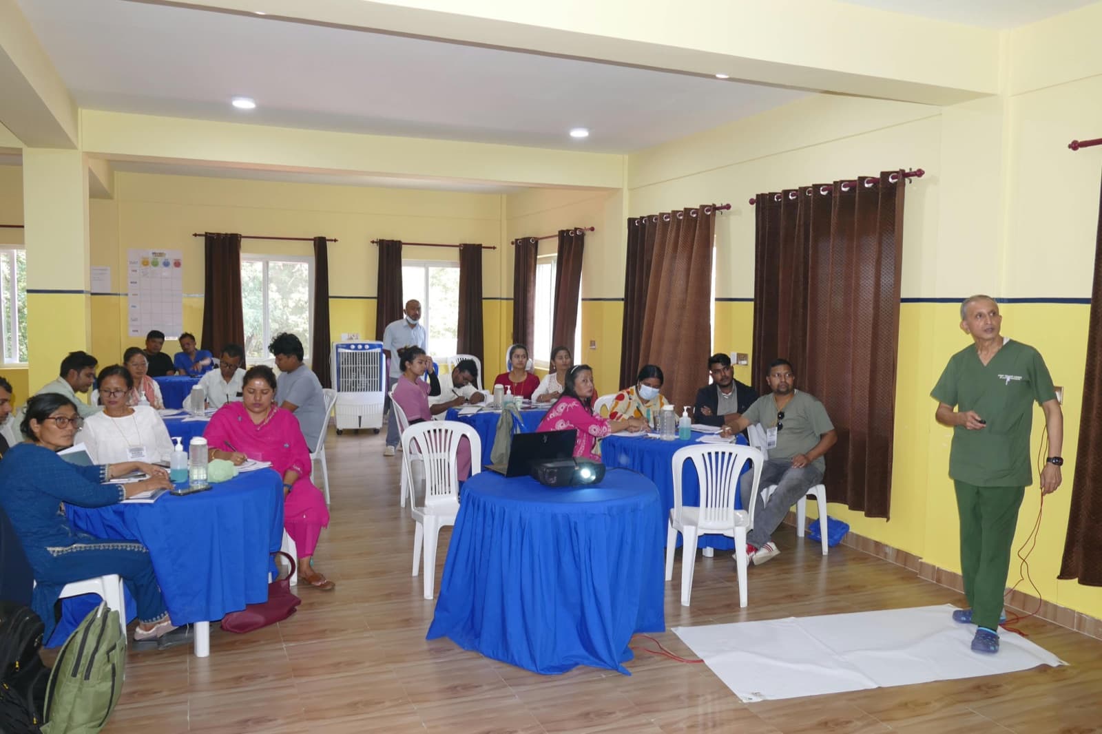 Lecture on acute emergency procedures in burns