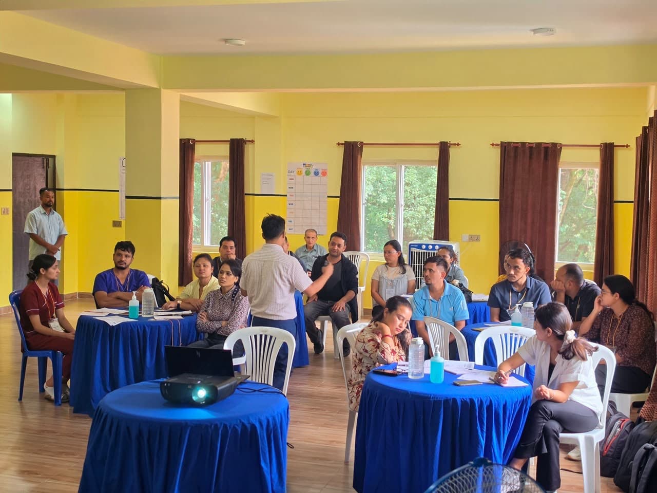 Facilitator leading the afternoon discussion
