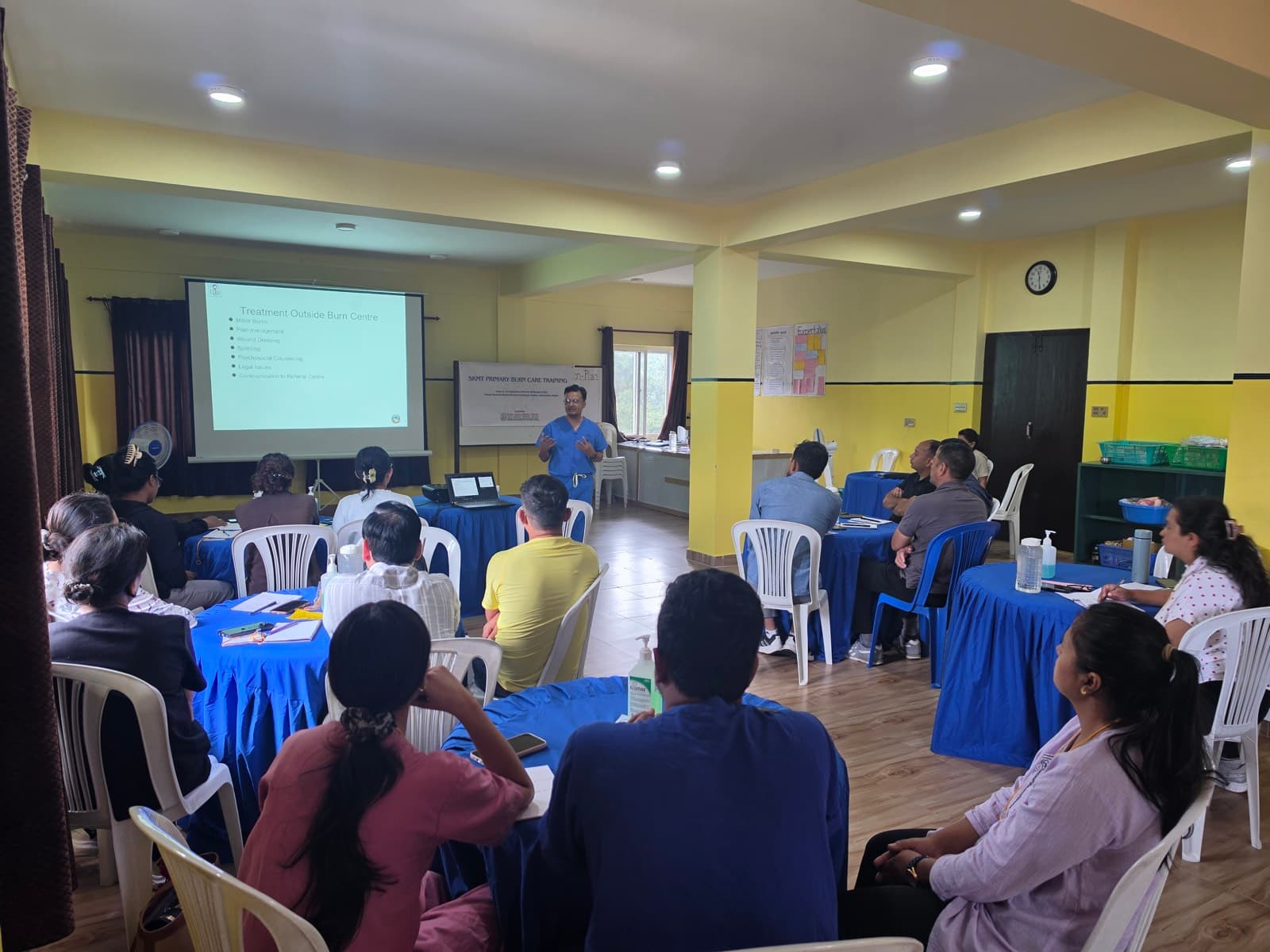 Session on treating burn patients outside the burn centre