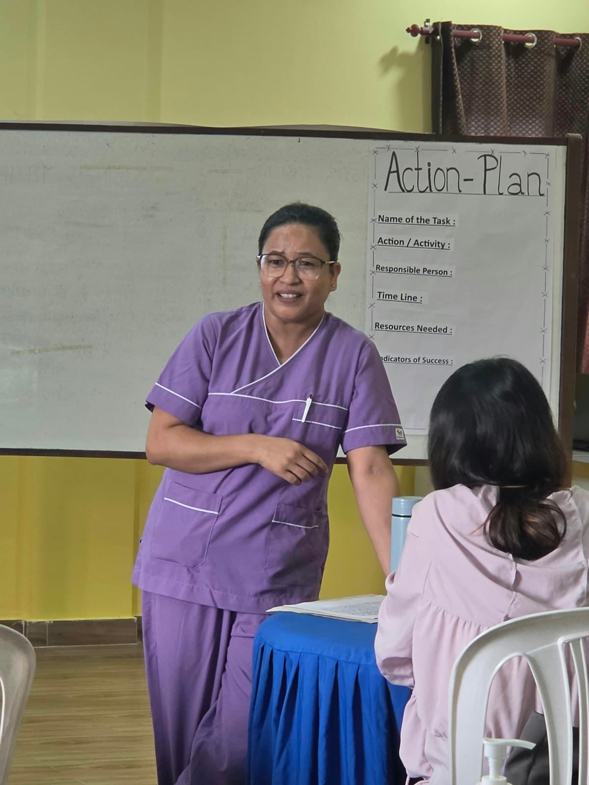Introducing the action plan format ahead of the group discussion