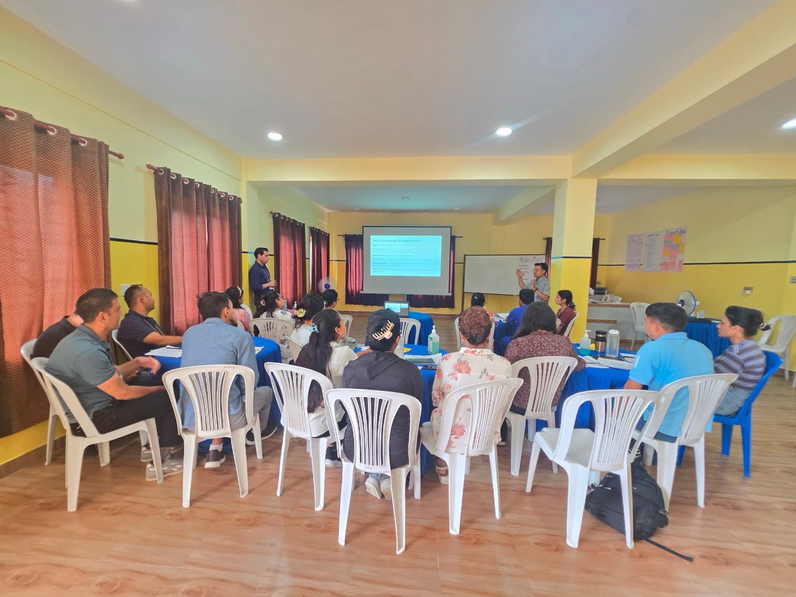 Participants during the closing sessions